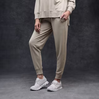 Women's Essential Jogger