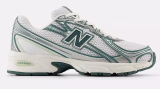 740 Sneakers