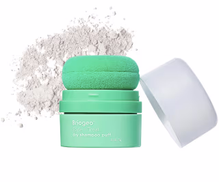 Briogeo Style + Treat Dry Shampoo Puff