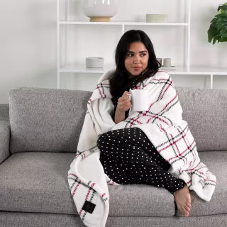 Heated Cozy Throw Chic Plaid
