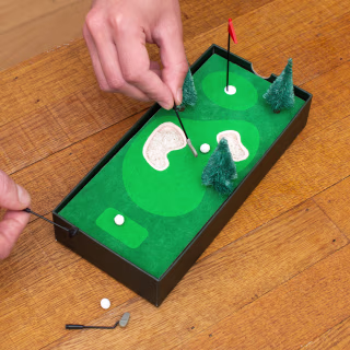 Kikkerland Desktop Golf
