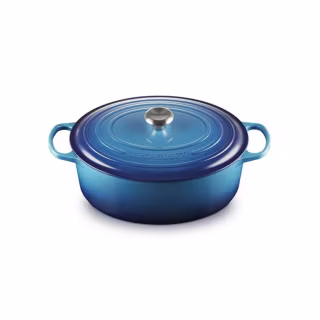 Le Creuset Signature Oval Dutch Oven 