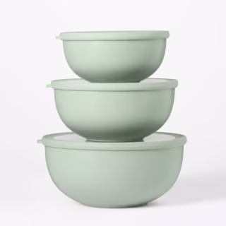Figmint Plastic Mixing Bowl Set with Lids (Set of 3)