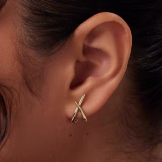 Mumreues Gold Studs