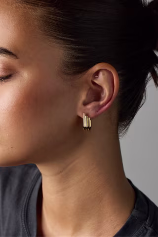 Elly Hoop Gold