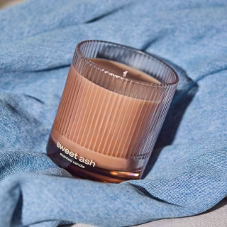 Sweet Ash Candle