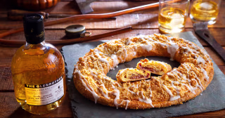 O&H Danish Bakery Whisky Kringle