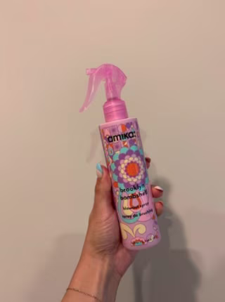 Amika Brooklyn Bombshell Blowout Spray