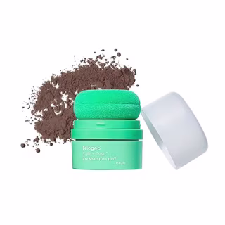 Briogeo Style + Treat Dry Shampoo Puff