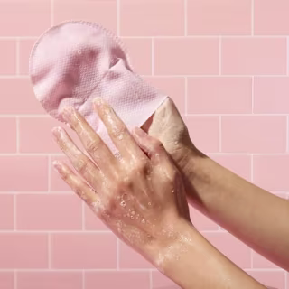 TONYMOLY Plum Bum AHA Exfoliating Bubble Mitt