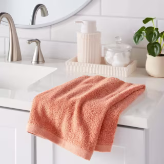 Room Essentials Everyday Hand Towel
