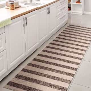 Jonathan Y Aveiro Wide Stripe Indoor/Outdoor Area Rug