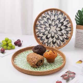 Aayoruro Round Rattan Tray