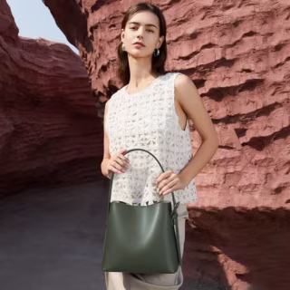 Bostanten Bucket Bag