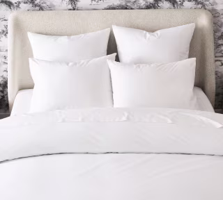 Pottery Barn Retreat Essential Percale Duvet Cover (Queen)