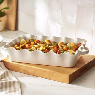 The Pioneer Woman Colette 9"x13" Stoneware Ruffled-Edge Casserole Baking Dish