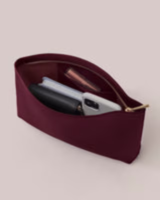 Cuyana Small Zipper Pouch