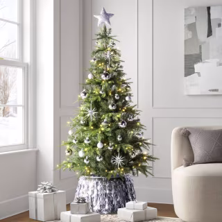 Wondershop Pre-Lit LED Balsam Fir Artificial Christmas Tree (5.5 Foot)