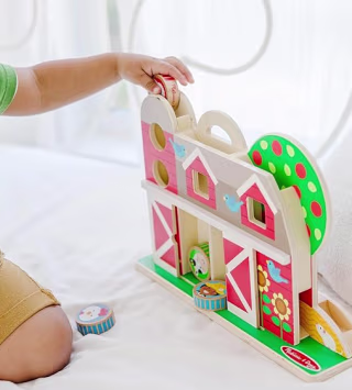 Melissa & Doug Go Tots Wooden Barnyard Tumble