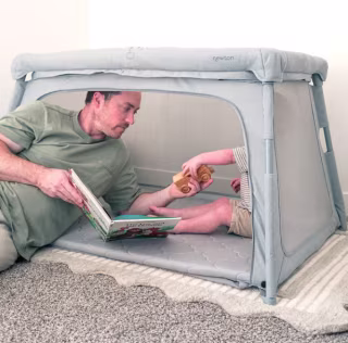 Newton Baby Deluxe Travel Crib & Play Yard