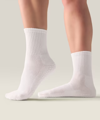 Move Active Crew Non-Slip Grip Socks