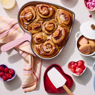 Le Creuset Traditional Heart Skillet