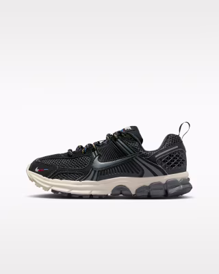 Kid’s Nike Vomero 5