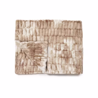 Lola Blankets Caramel N' Cream