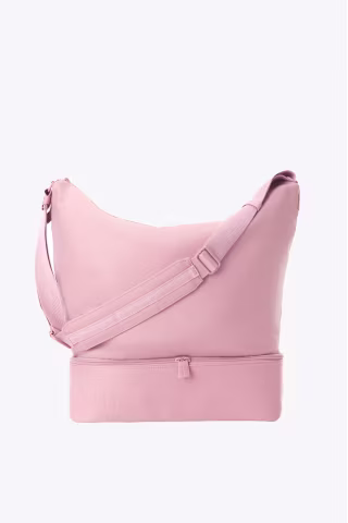 Béis The Crescent Weekender in Atlas Pink