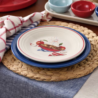 Fiesta Americana Apple Pie Classic Rim Luncheon Plate (9 Inch)