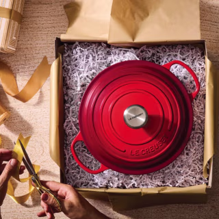 Le Creuset Signature Round Deep Oven (6.5 Quart)