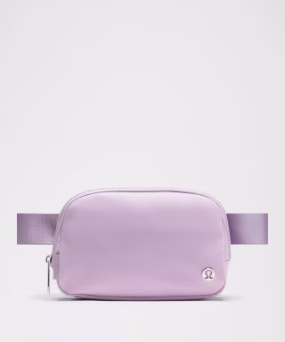Lululemon Everywhere Belt Bag