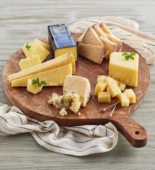 Harry & David Award Winning Cheeses Set