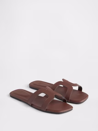 Gap Vegan-Leather Flip Flops