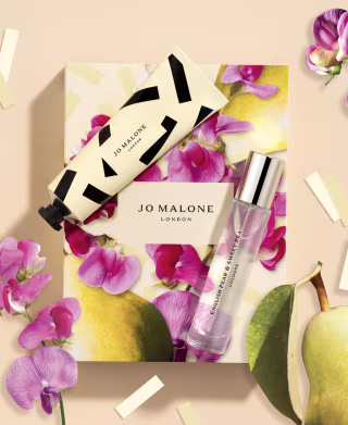 Jo Malone 2-piece English Pear & Sweet Pea Cologne & Hand Cream Gift Set