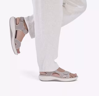 Clarks Mira Bay