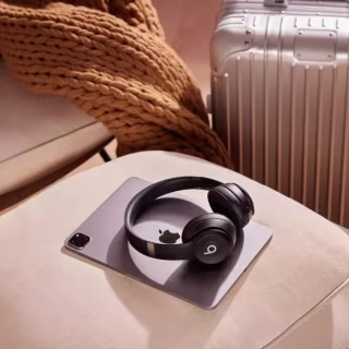 Beats Solo 4 Bluetooth Wireless On-Ear Headphones