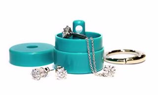 Lion Latch Travel Ring Holder