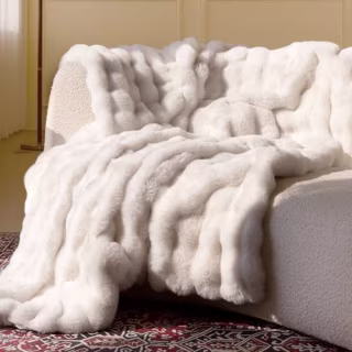 Blunique Ultra Soft Cozy Faux Fur Throw Blanket
