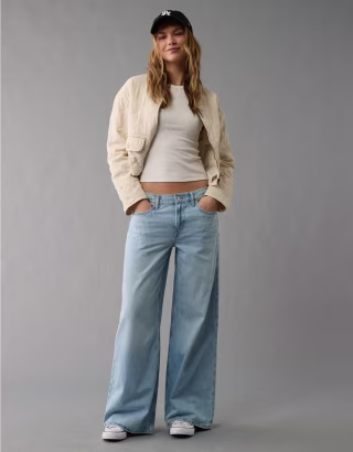 AE Dreamy Drape Strigid Low-Rise Ultra Wide-Leg Jean
