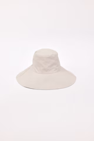 Line in the Sand Abaco Sea Hat