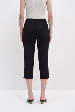 Rue Sophie Margot Knit Capri Pant