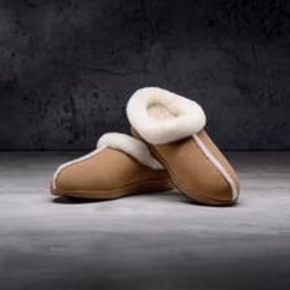 Luxome Men's Signature Slipper