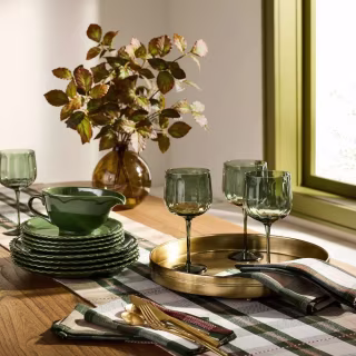 Hearth & Hand with Magnolia Wine Glasses (Set of 4)