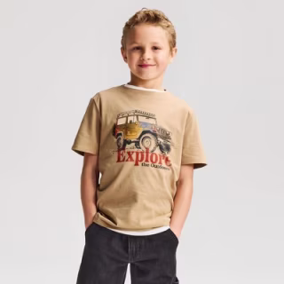 Cat & Jack Boys' Short Sleeve 100% Cotton Classic Fit Graphic T-Shirt