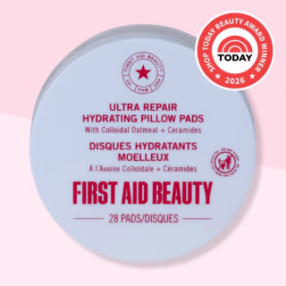 First Aid Beauty Ultra Repair Hydrating Pillow Pads with Colloidal Oatmeal + Ceramides