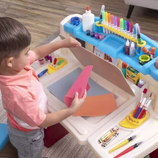 Step2 Deluxe Art Master Desk