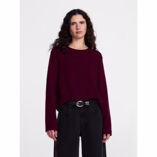 Scenario Cozy Crewneck Sweater with Long Sleeves