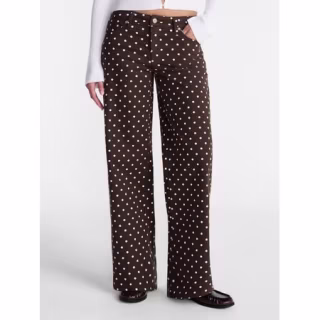 No Boundaries Mid Rise Baggy Jeans