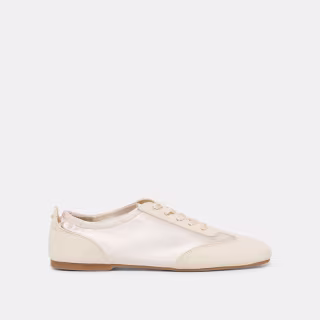 Dolce Vita Itzy Sneaker